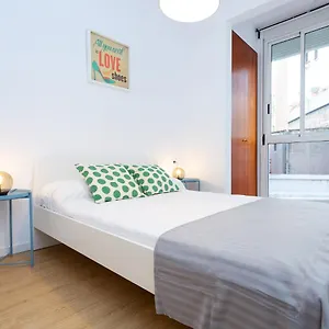 higuests-sagrada-familia-apartments.catalonia-hotels.com/